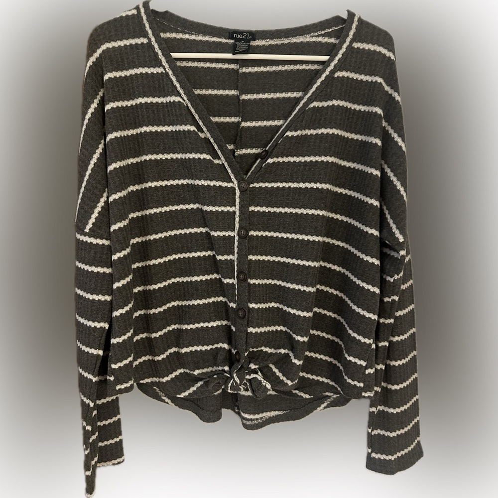 Cozy Striped Cardigan 🍁🎃 Perfect for Fall